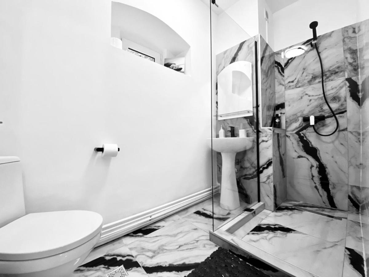 Comfort Apartment Baritiu Braşov Exteriör bild