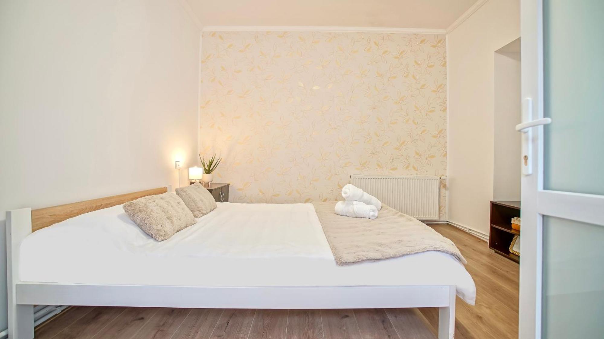 Comfort Apartment Baritiu Braşov Exteriör bild